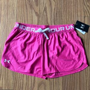 NWT youth girl’s XL under armour athletic shorts